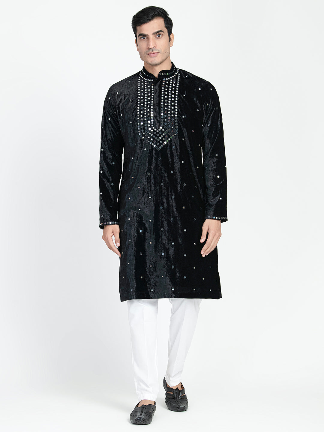 Hand Embroidered Glass Work Velvet Kurta Set