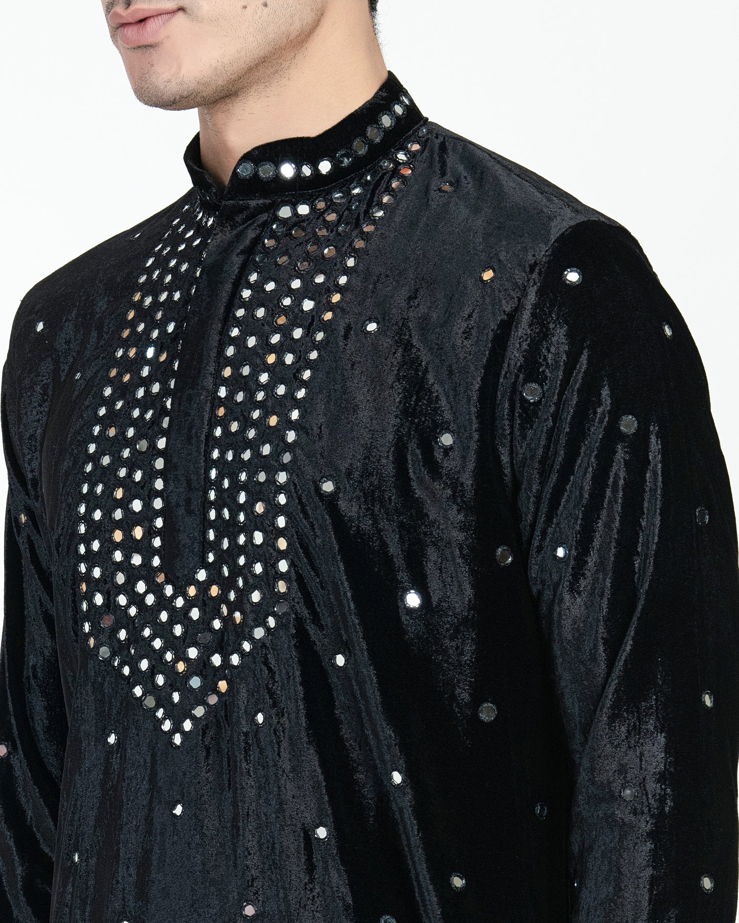 Hand Embroidered Glass Work Velvet Kurta Set