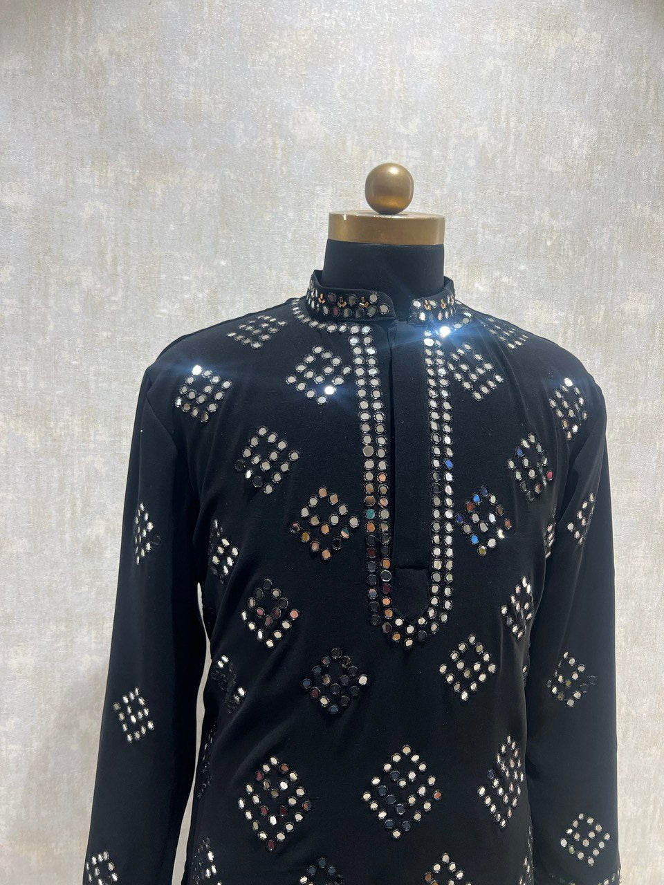 Hand Embroidered Real Glass Work Kurta Set