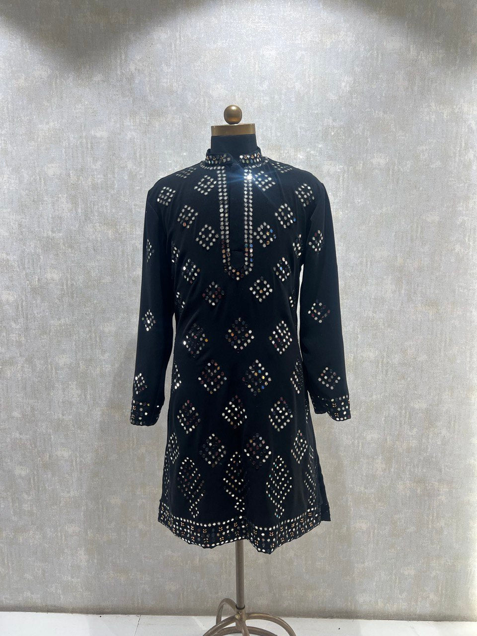 Hand Embroidered Real Glass Work Kurta Set