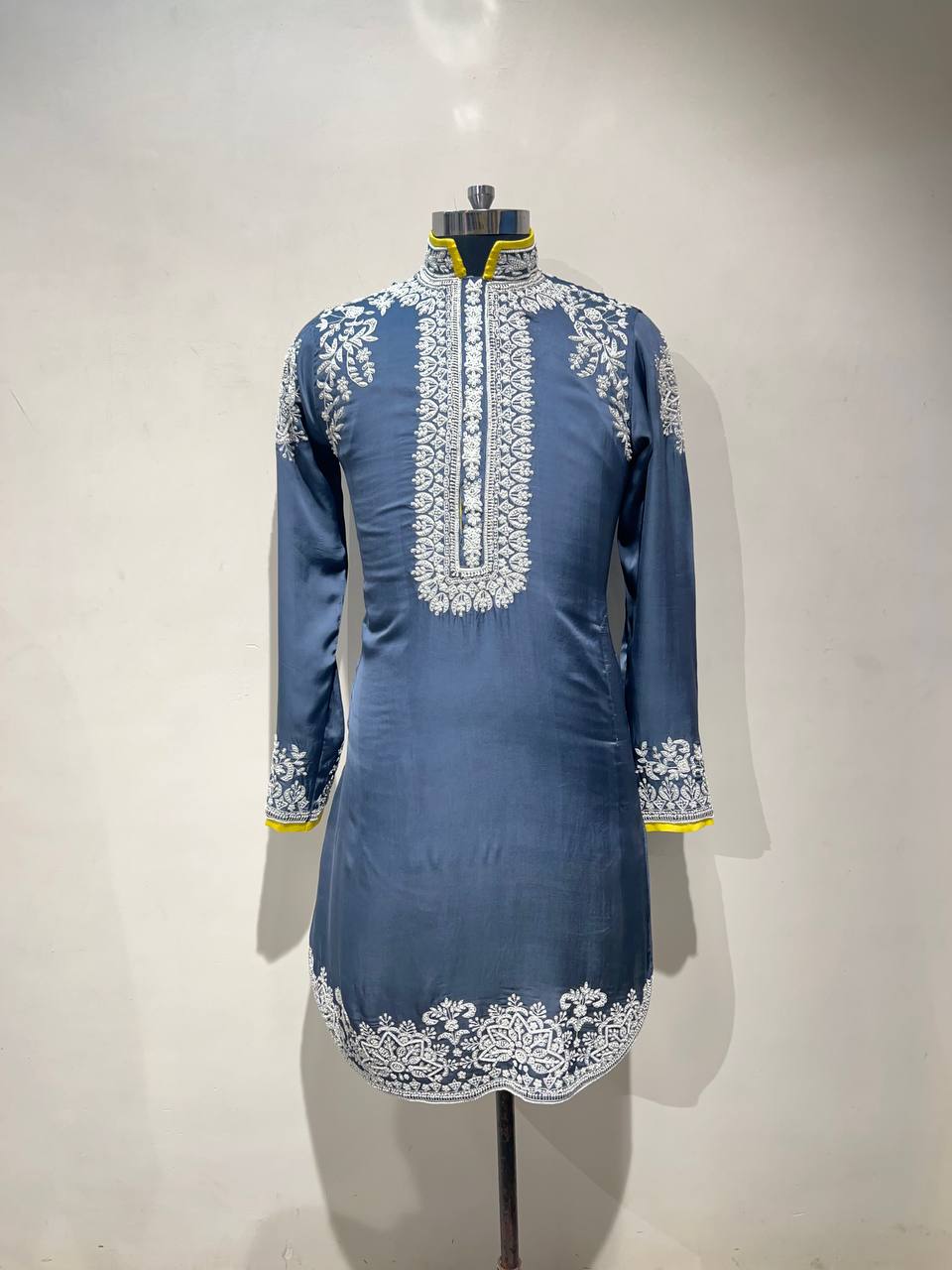 Hand Embroidered Pearlwork Kurta Set