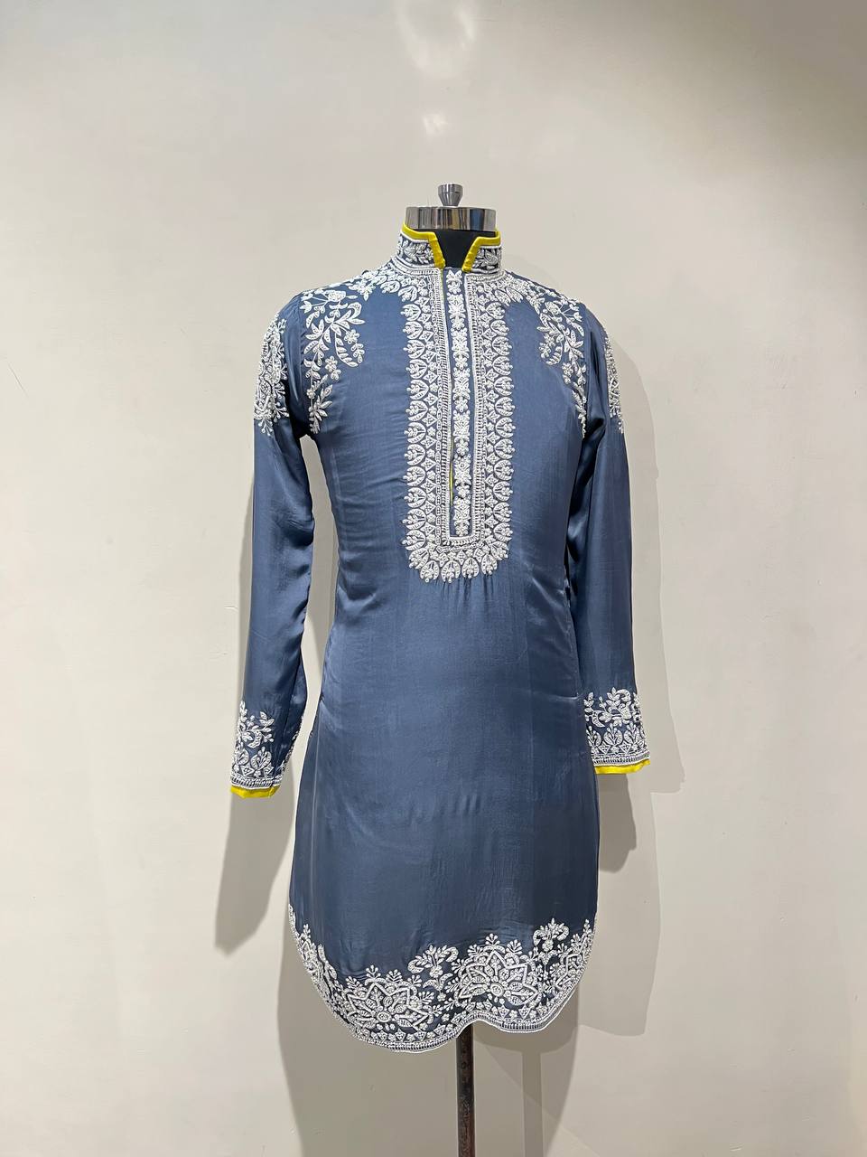 Hand Embroidered Pearlwork Kurta Set