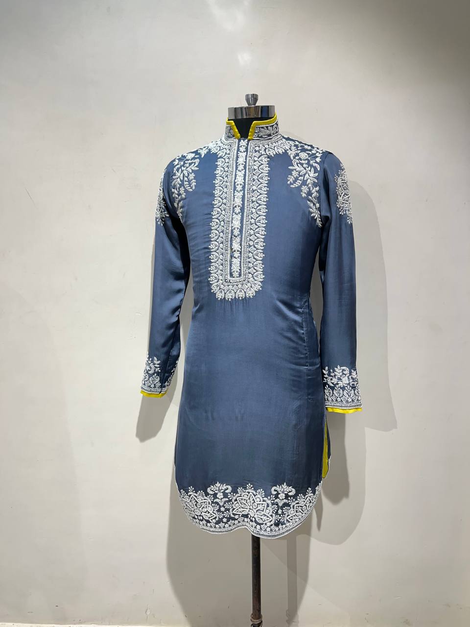 Hand Embroidered Pearlwork Kurta Set