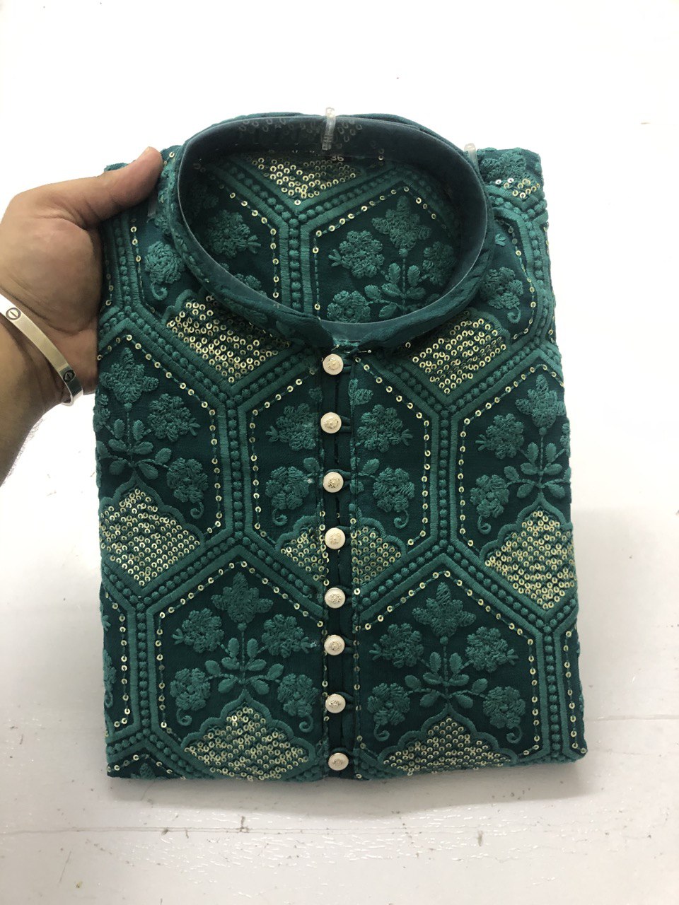 Chikankari Kurta Set With Sequins