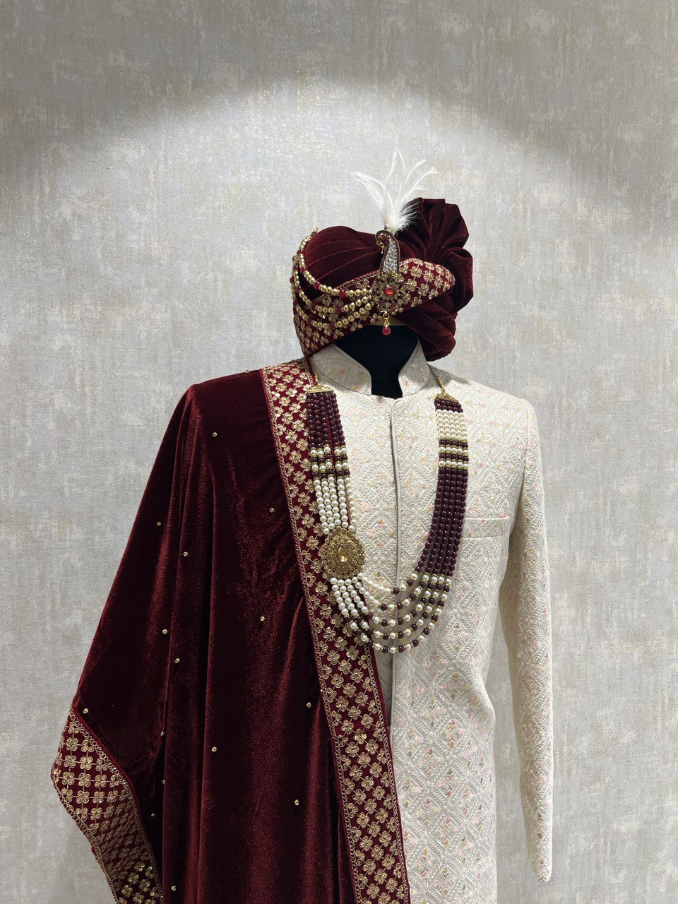 Ivory Threadwork Sherwani Set With Pink Hints