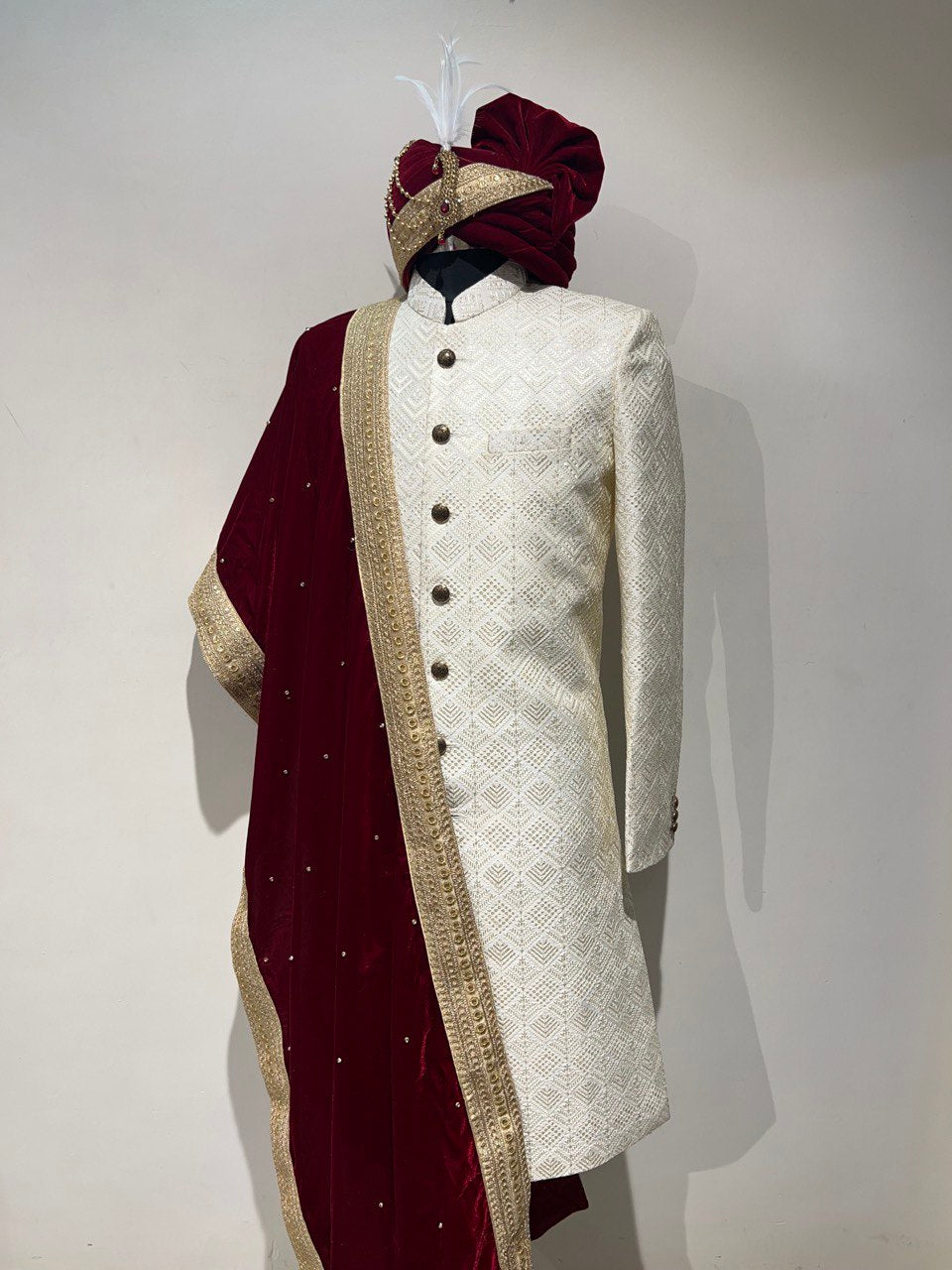 Ivory Threadwork Sherwani Set With Pink Hints