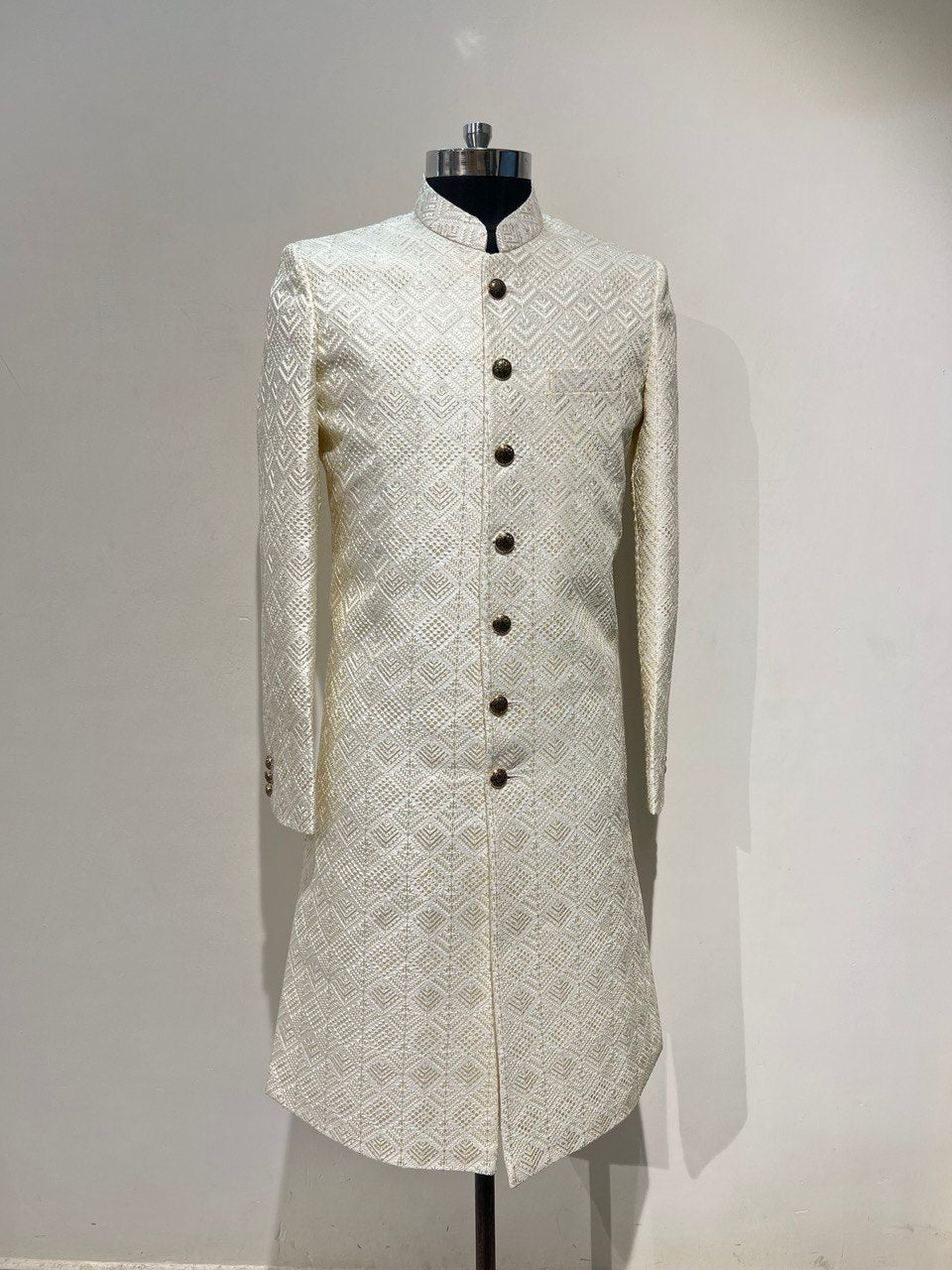 Ivory Threadwork Sherwani Set With Pink Hints