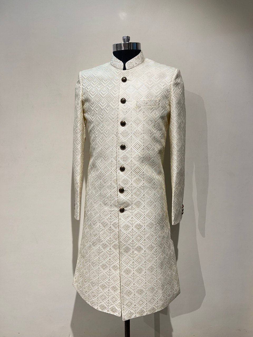 Ivory Threadwork Sherwani Set With Pink Hints