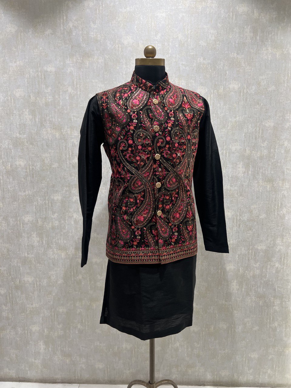 Kashmiri Embroidery Kurta Jacket Set