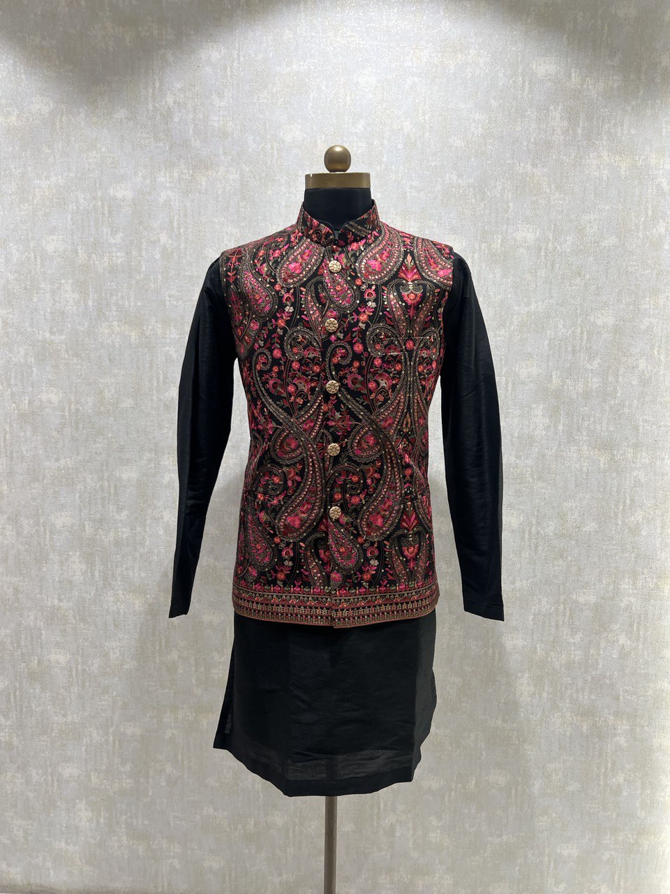 Kashmiri Embroidery Kurta Jacket Set