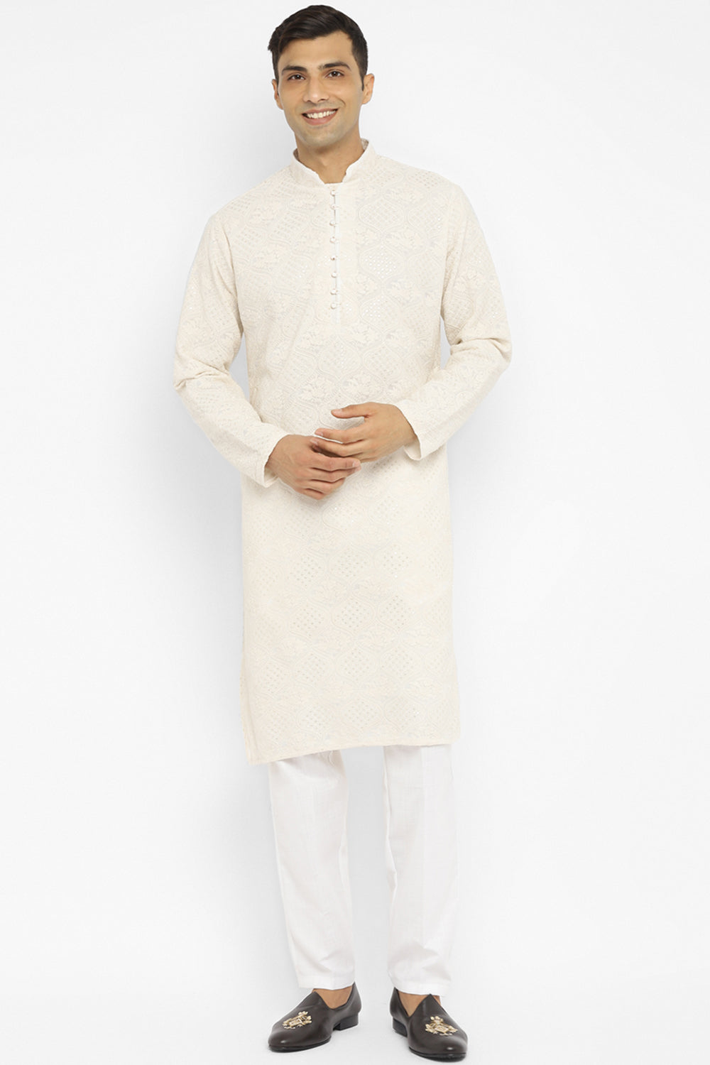 Chikankari Kurta Set With Motif Embroidery