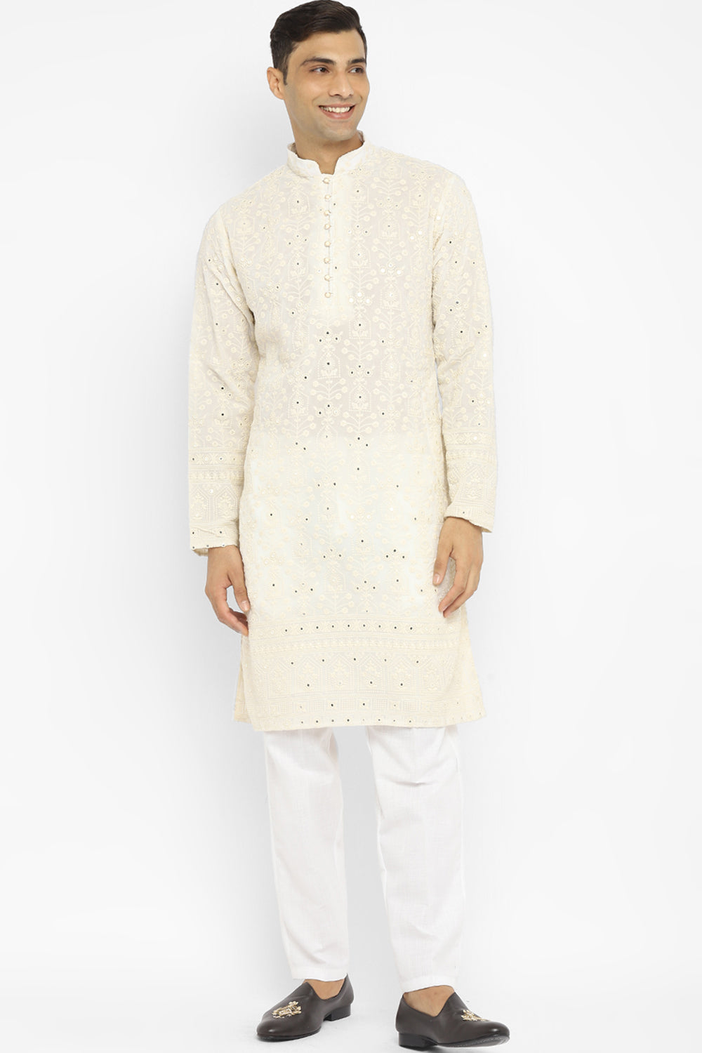 Chikankari Kurta Set With Motif Embroidery