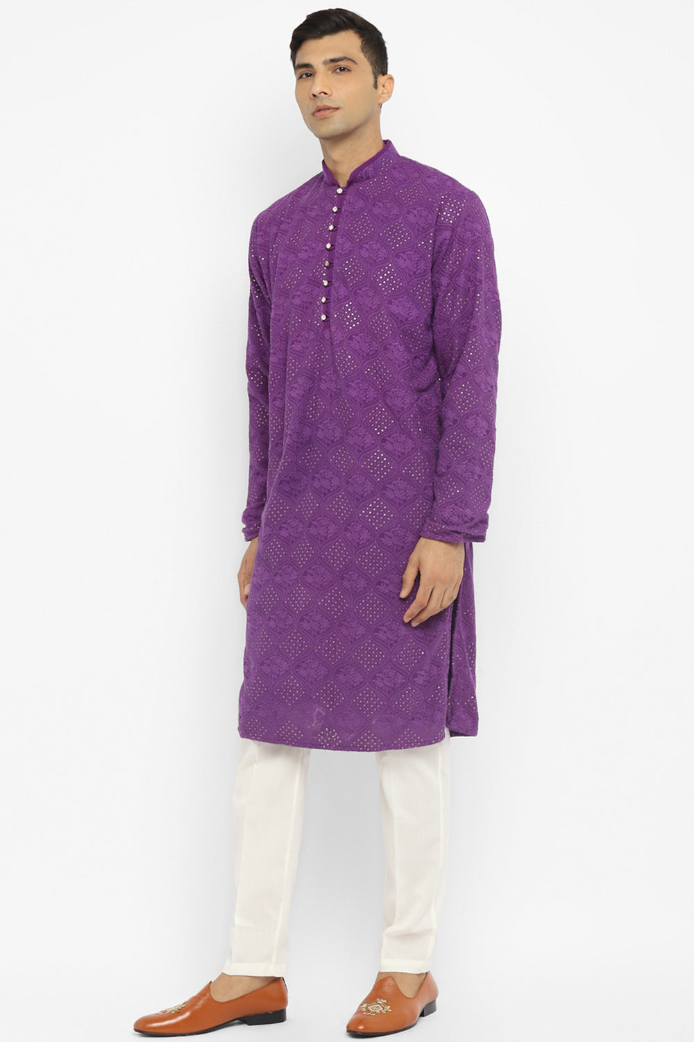 Chikankari Kurta Set With Motif Embroidery