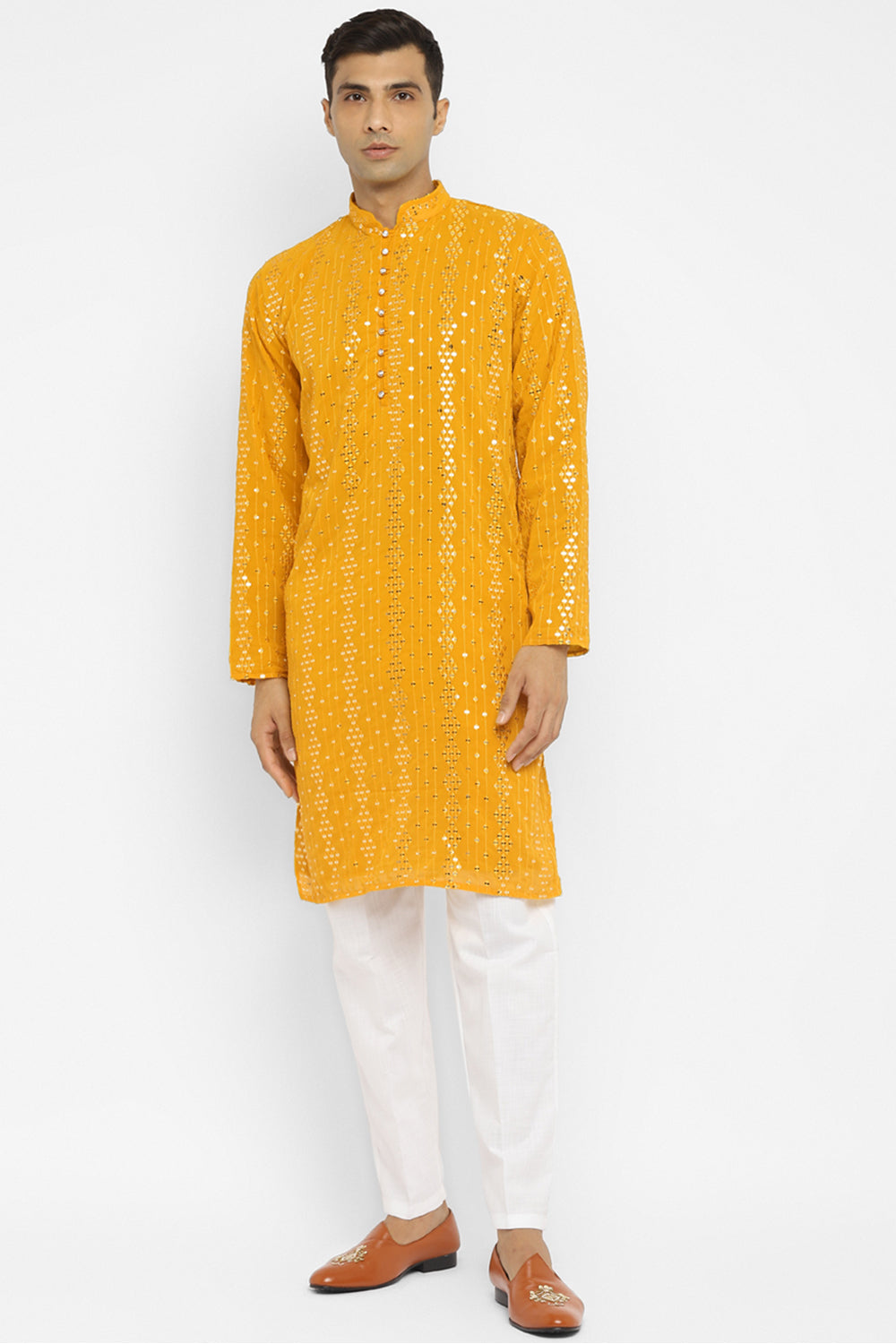 Embridered Kurta Set With Gold Sequin Embroidery