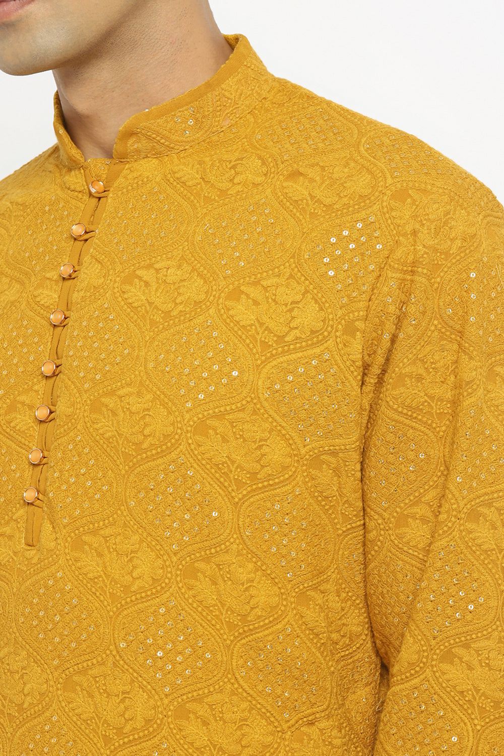 Chikankari Kurta Set With Motif Embroidery