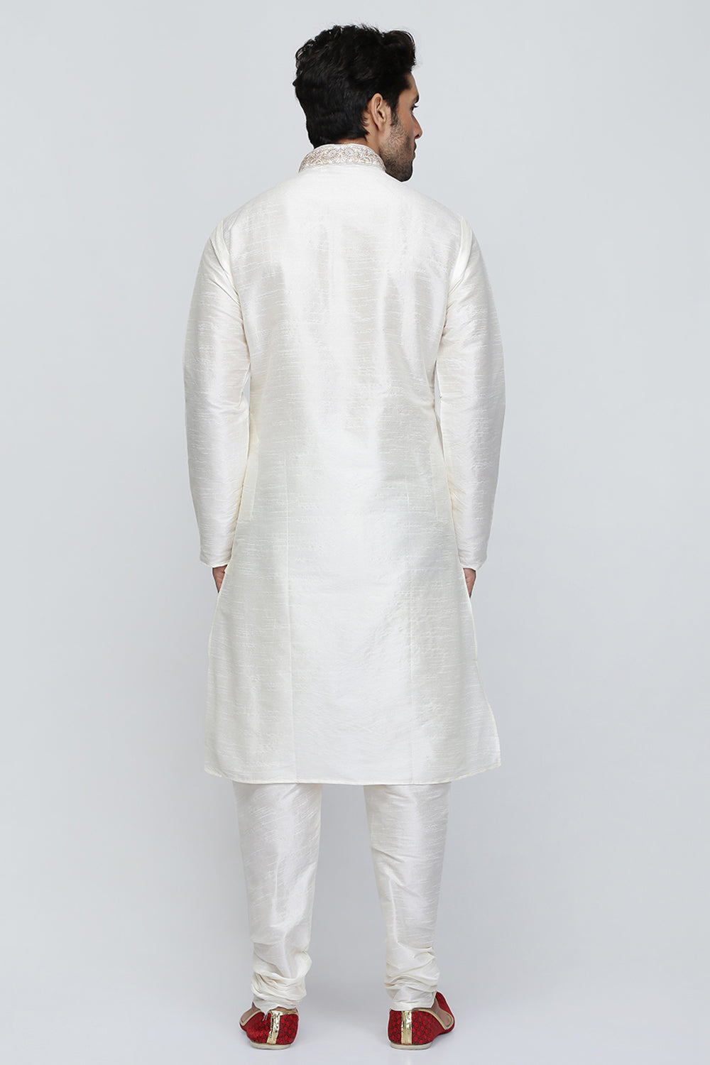 Mens Raw Silk Embroidered Kurta Pyjama Set