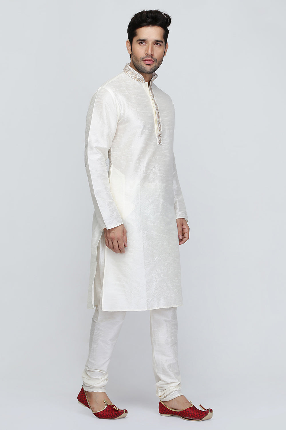 Mens Raw Silk Embroidered Kurta Pyjama Set