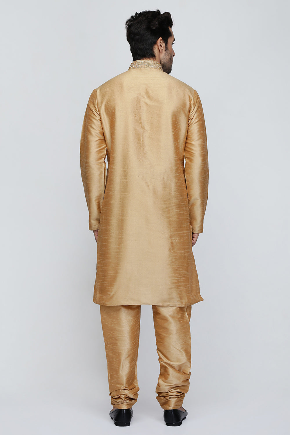 Mens Raw Silk Embroidered Kurta Pyjama Set